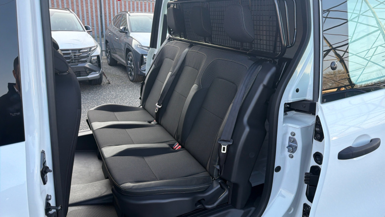 Renault Kangoo L2 Diesel LL21 Blue dCi 95 Advance [Safety] Crew Van